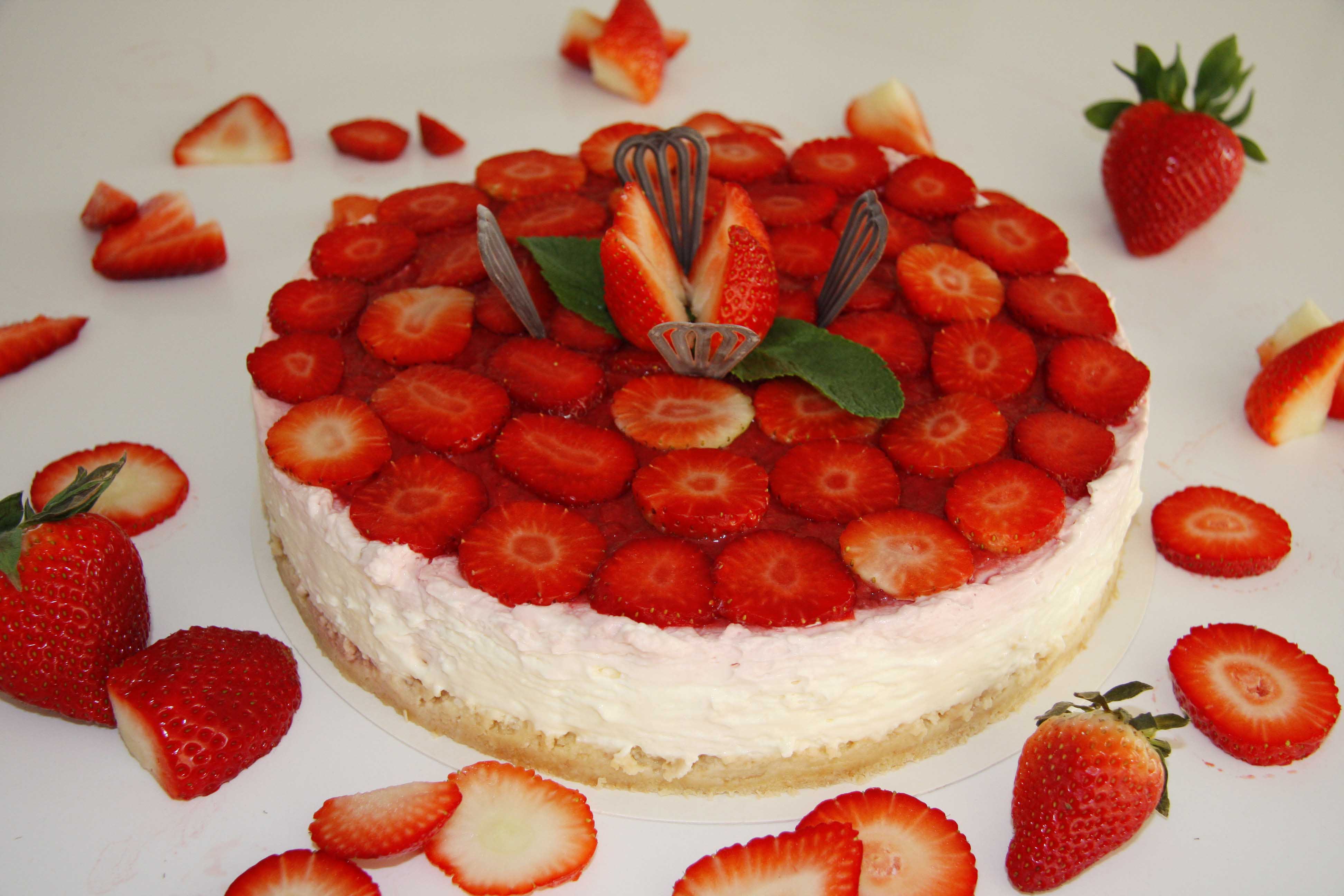 Cheesecake Strawberry Nonbaked
