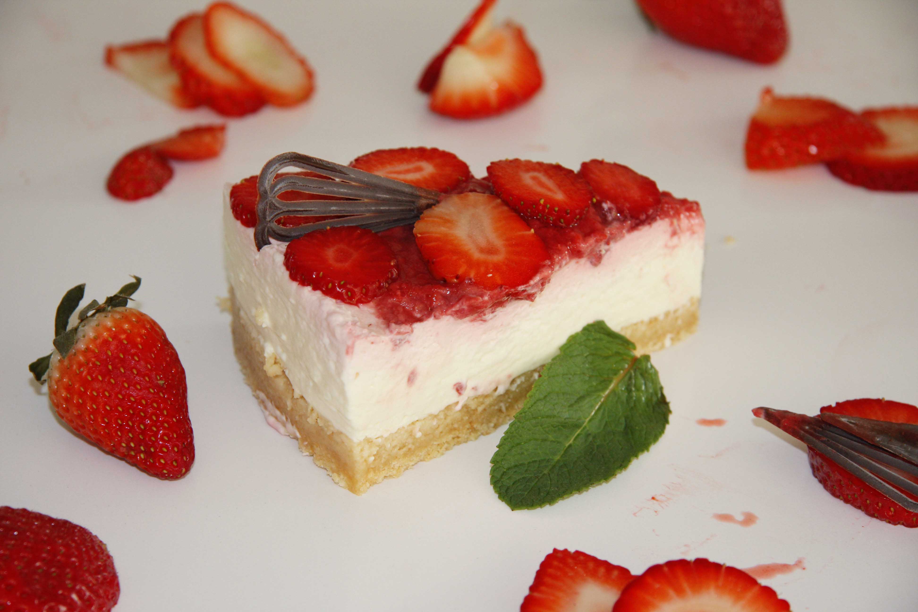 Cheesecake Strawberry Nonbaked